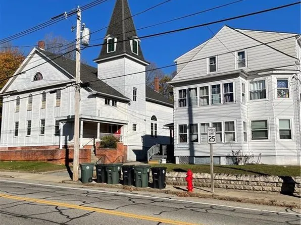 484-486 49 Fairview Ave, Coventry, RI 02816