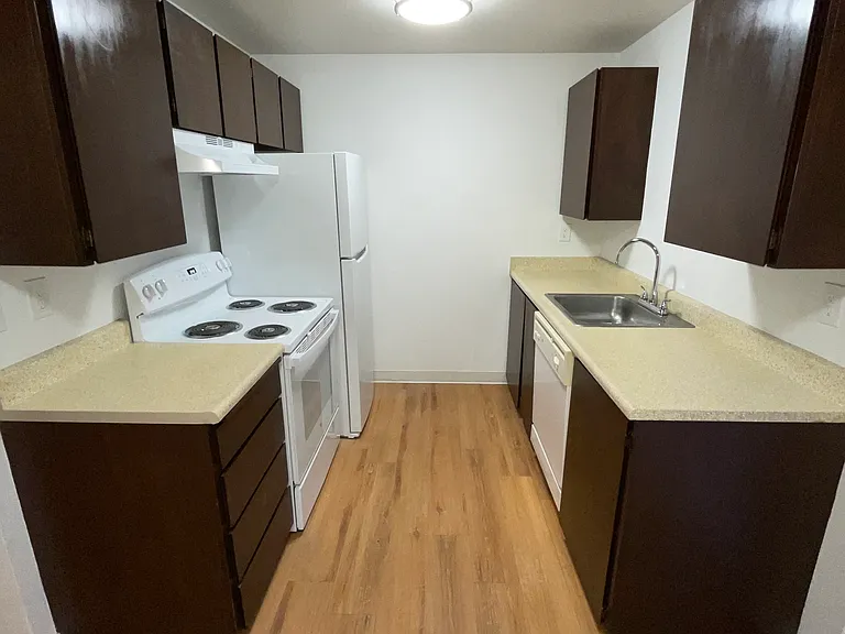 Cedar Park — Photo 14