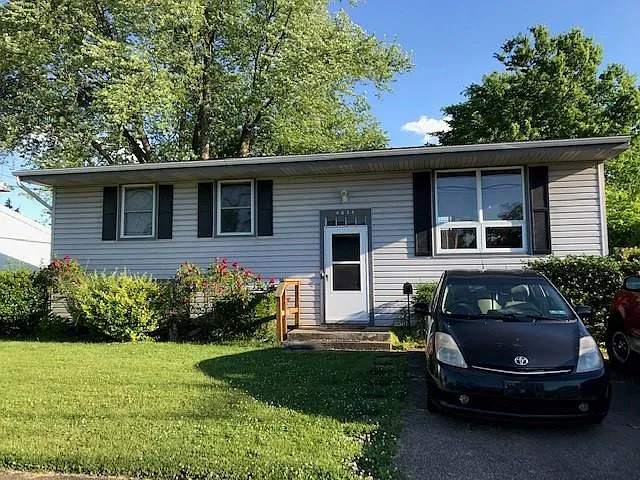 4634 S Clearview Dr — Photo 1