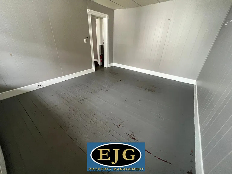 254 Central St #E — Photo 14