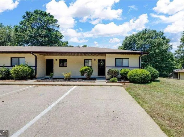 804 New Horizon St, Powder Springs, GA 30127