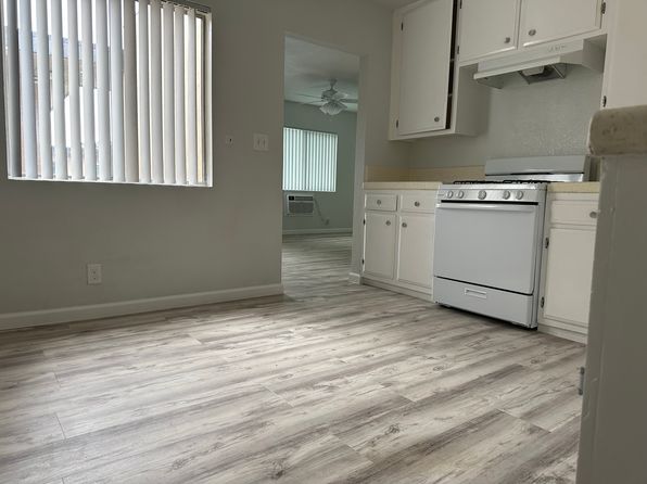 920 W Romneya Dr APT 17