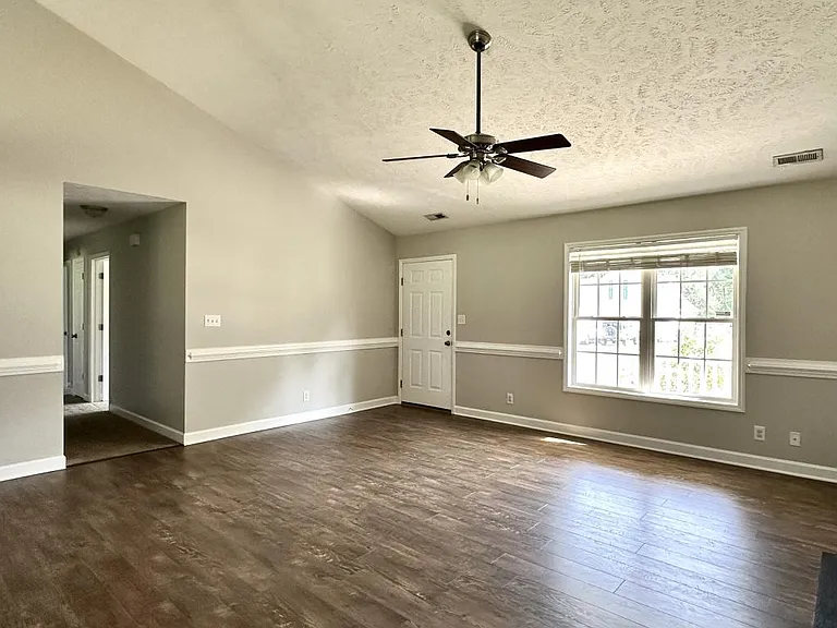 124 Bayou Ct — Photo 4