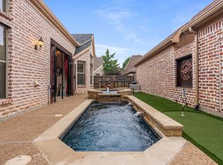 6135 Stapleford Cir, Dallas, TX 75252