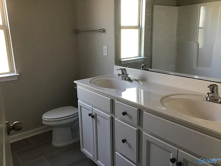 223 Ivyleaf Dr — Photo 18