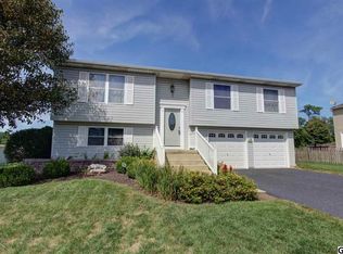 121 Litchfield Rd, Harrisburg, PA 17112