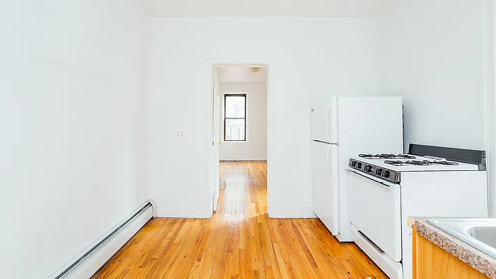 Rented by Nooklyn NYC LLC | media 12