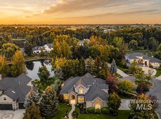 1199 E Rivers End Dr, Eagle, ID 83616