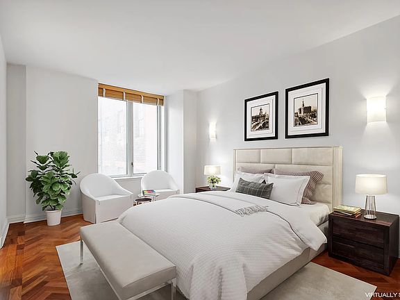 3rd image of 15 W 63rd St APT 14B