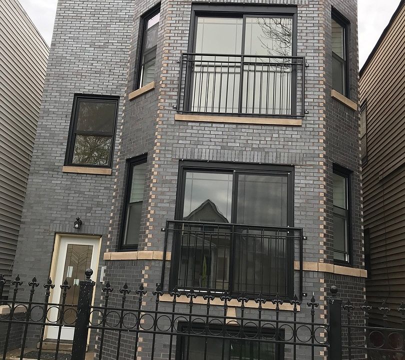 1st image of 3747 N Albany Ave #2