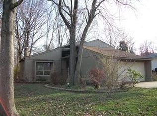 3046 Queen Rd, Ravenna, OH 44266