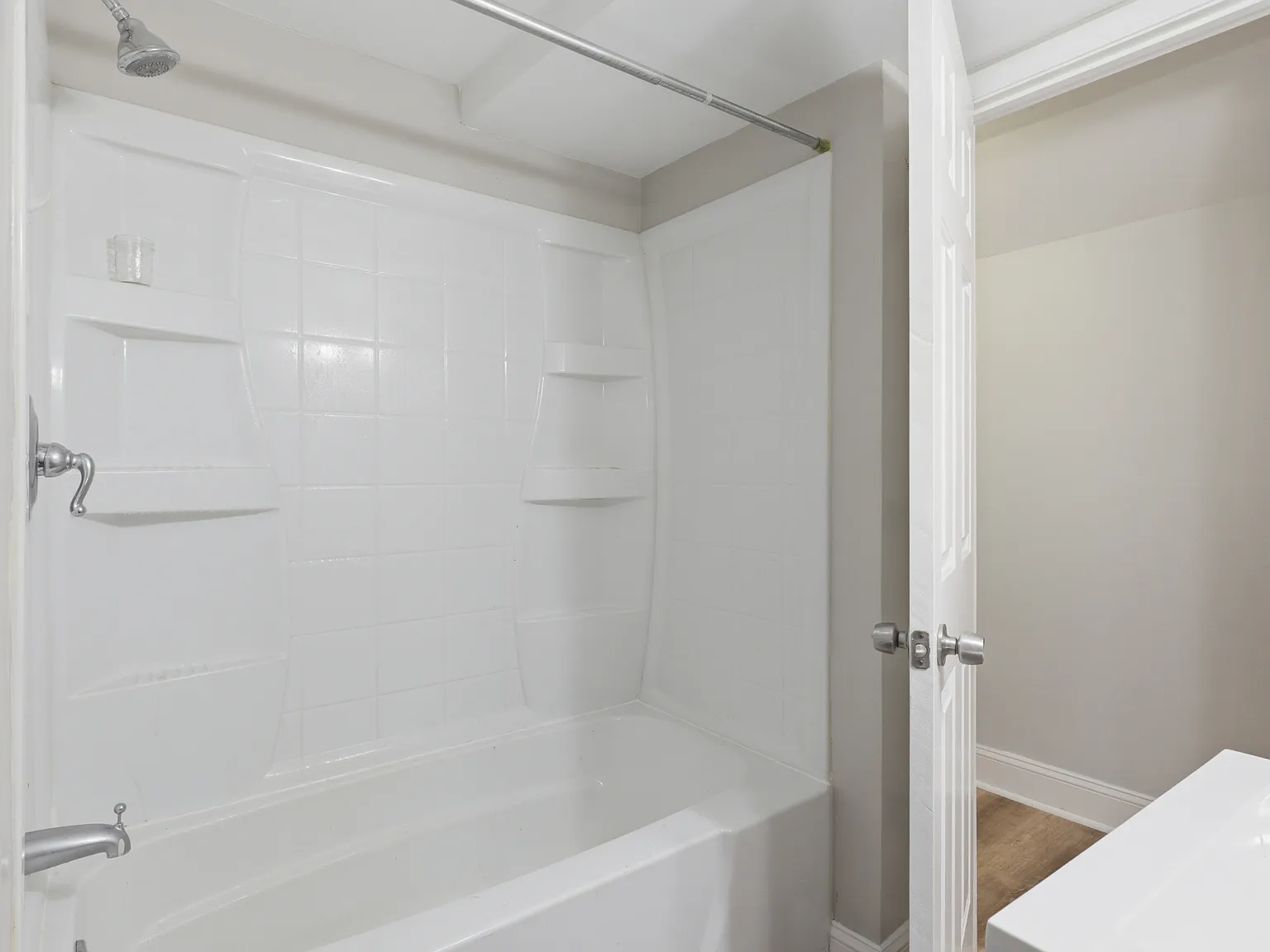 1345 Euclid St NW — Photo 4