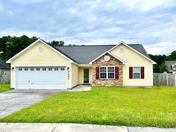 1003 W T Whitehead Dr, Jacksonville, NC 28546