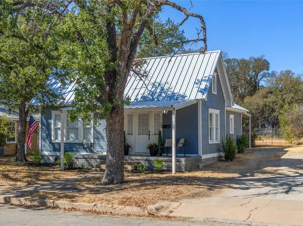 1707 10th St, Brownwood, TX 76801