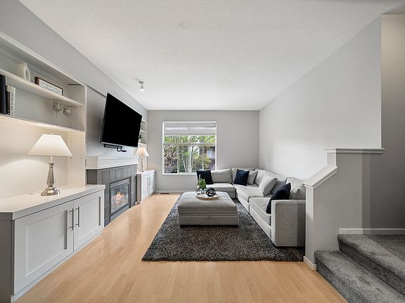 4th image of 15152 62a Ave #8