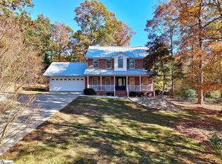 415 Grady Dr, Inman, SC 29349