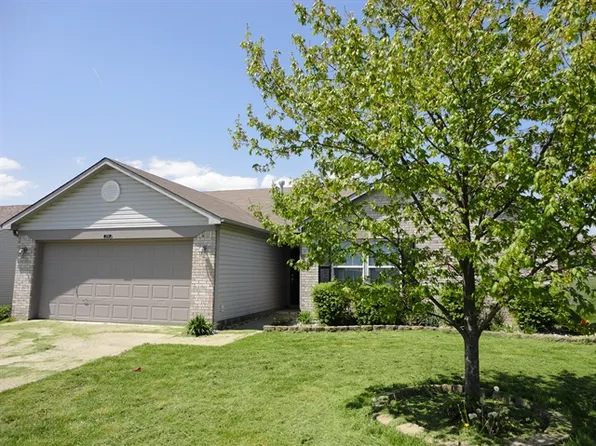 270 Woodfield Dr, Franklin, IN 46131