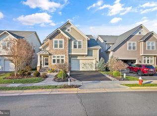 490 Marshall Dr NE, Leesburg, VA 20176