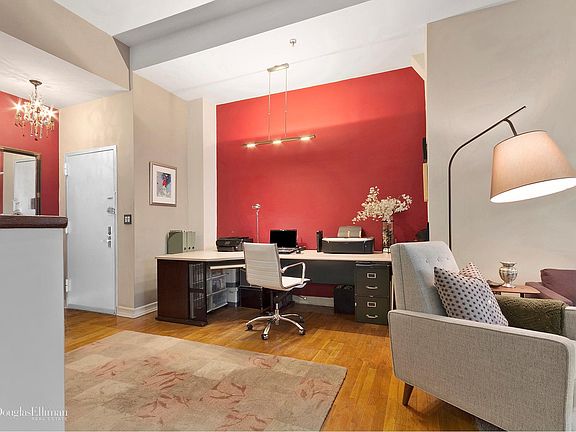 2nd image of 140 W 23rd St #B2