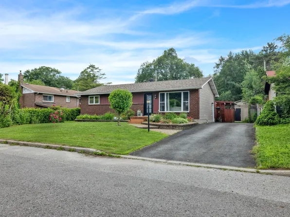 3 Rue Des Rpds, Gatineau, QC J8T 5K2