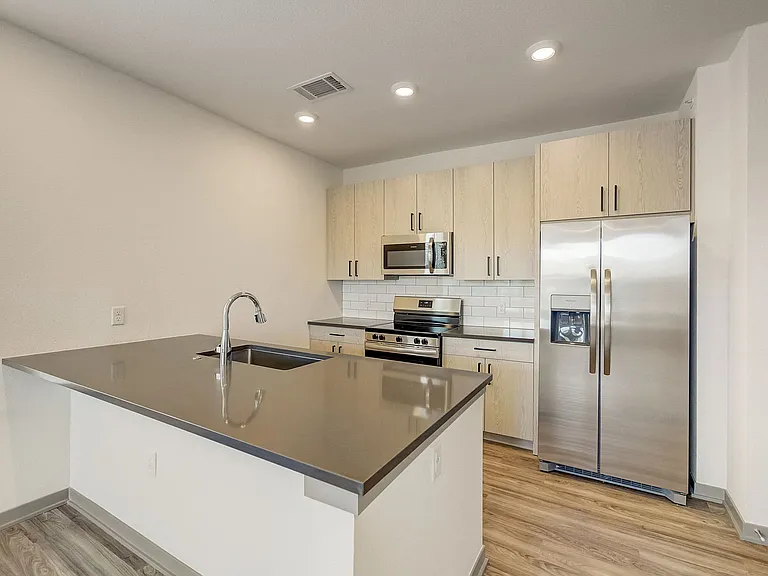 Alta25 Luxury Apartment Homes — Photo 34