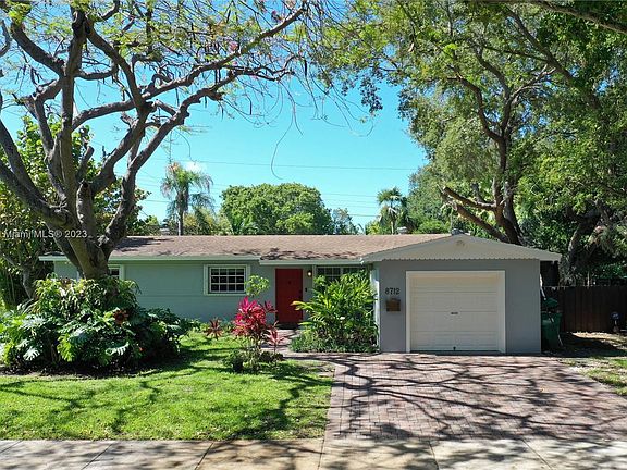 3rd image of 8712 SW 192nd St