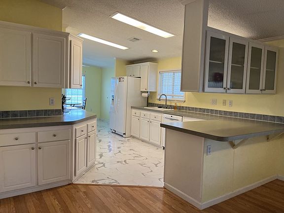 2nd image of 24300 Airport Rd #63