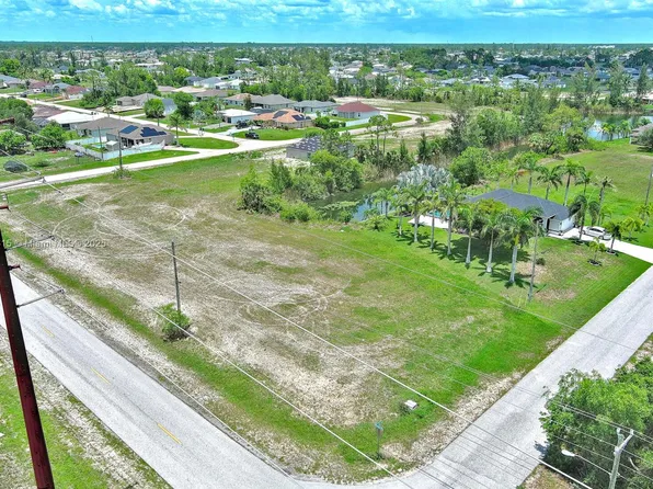 3417 Andalusia Blvd, Cape Coral, FL 33909