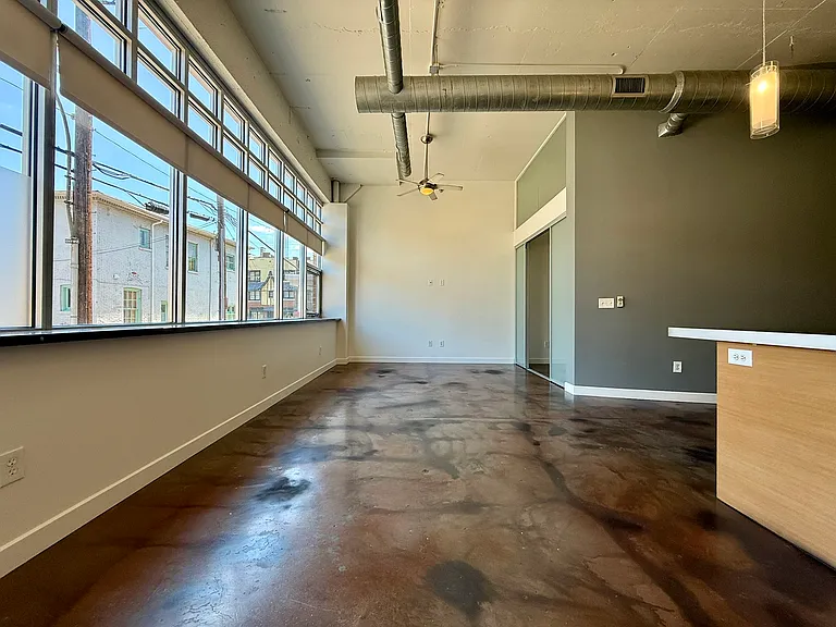 Central Park Lofts — Photo 50