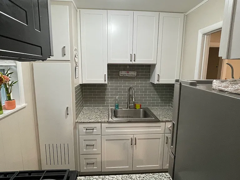 312 Jagoe St #4 — Photo 3