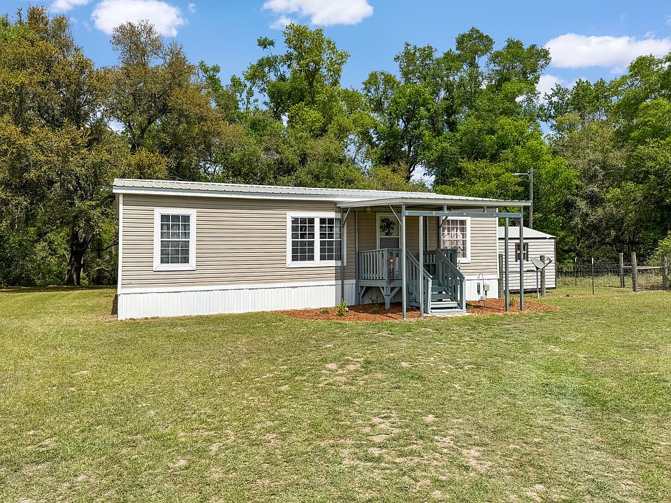 1st image of 10038 SW 41st Ter