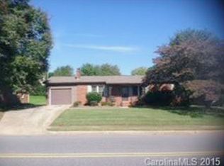 817 Carolina Ave N, Statesville, NC 28677