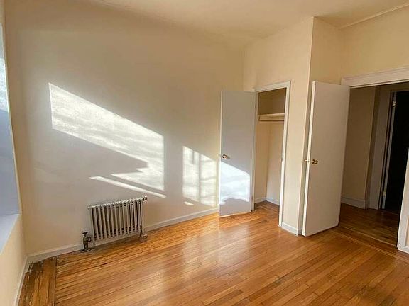 2nd image of 203 Underhill Ave APT 1