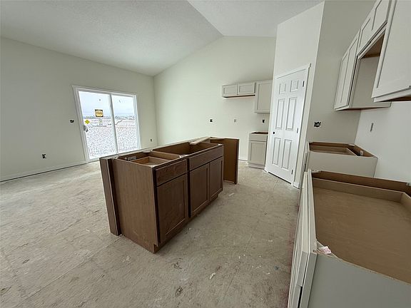 5th image of 311 Varley Ln