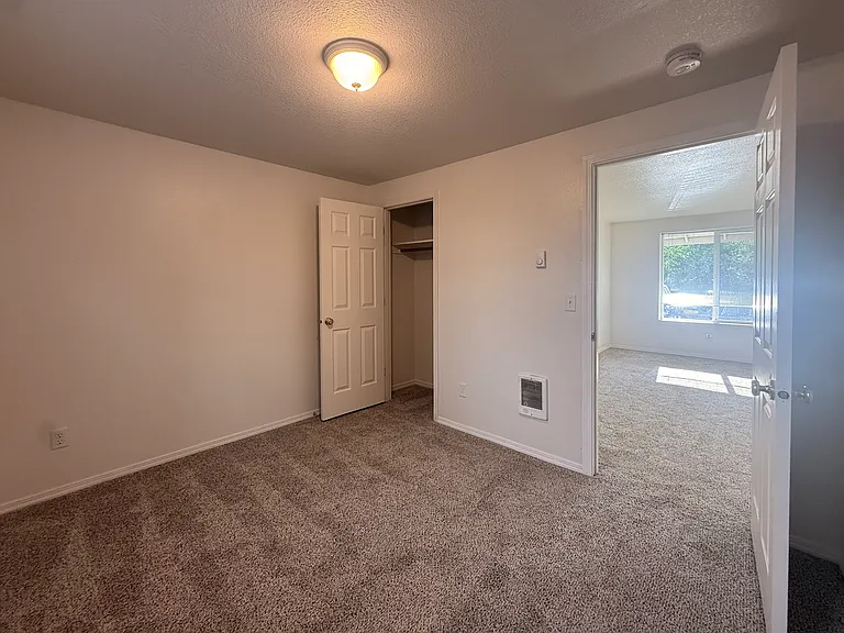 465 E Ellendale Ave #9 — Photo 15