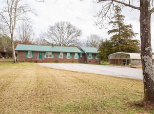 205 Dairy Farm Rd, Westminster, SC 29693