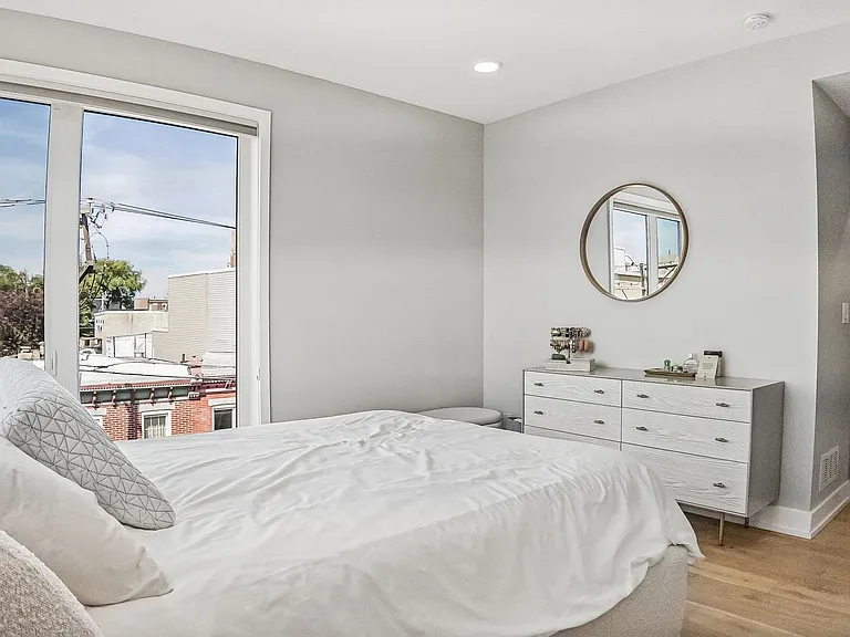 700 Moyer St — Photo 21