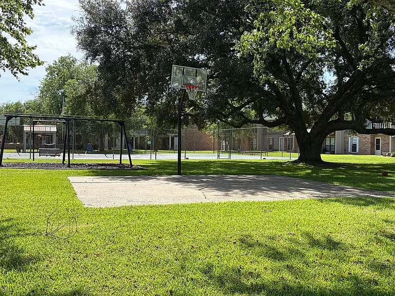 204 Dublin Cir #A — Photo 29