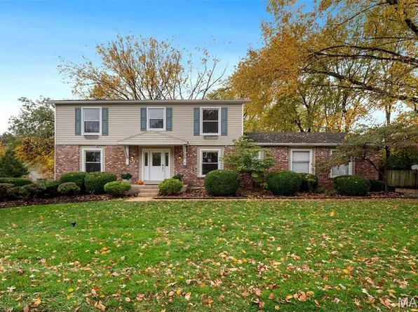 4 E Villa Ave, Saint Louis, MO 63132