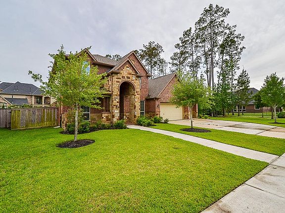 2nd image of 12802 Kinkaid Meadows Ln