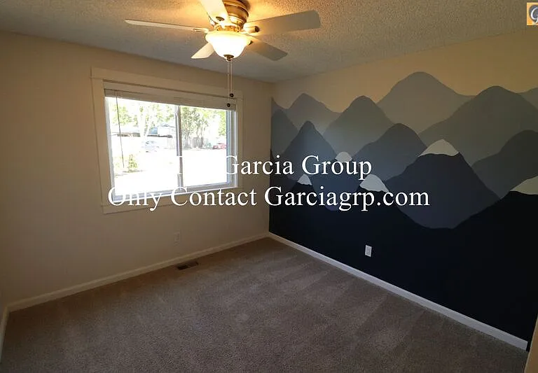 1102 NE Kathryn St — Photo 29