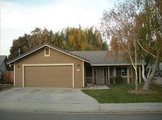 416 Chaffee Ln, Waterford, CA 95386