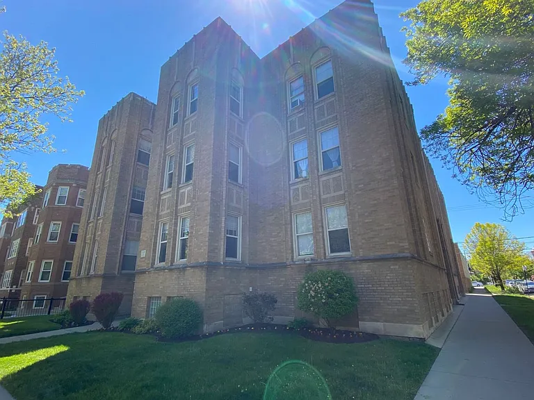 2341 W Rosemont Ave — Photo 8