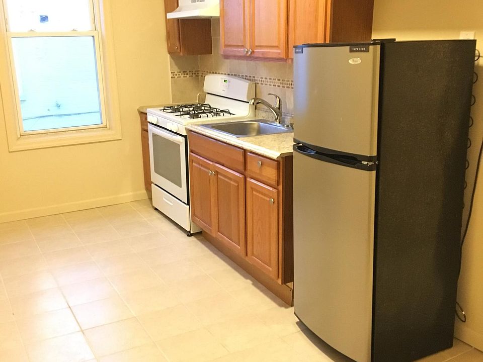 1st image of 8007 15th Ave #2