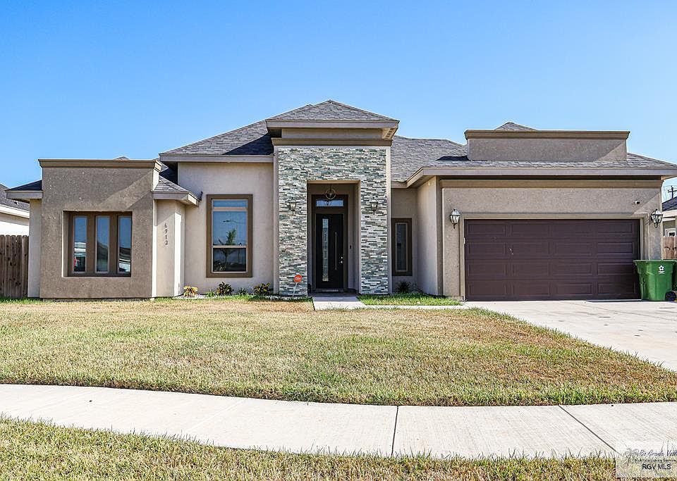 1st image of 6912 Heritage Oaks Dr
