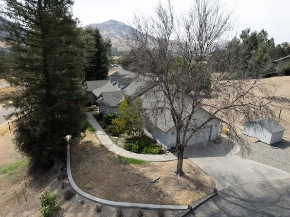 7178 Ciancetti Dr, Sanger, CA 93657