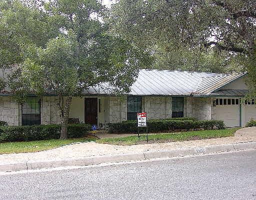 1st image of 2106 OAK CREEK DR