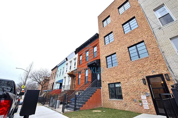 Rented by null | media 7