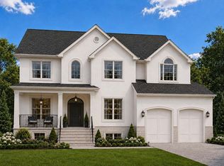 6 Tulip Dr, North Brunswick, NJ 08902