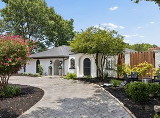16814 Deer Park Dr, Dallas, TX 75248